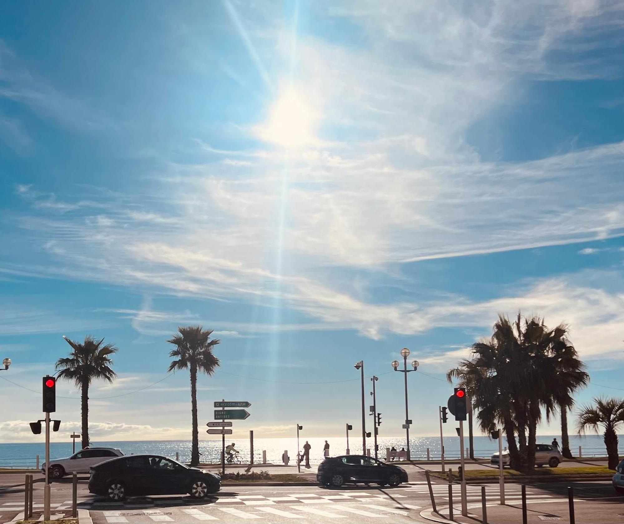 Bord De Mer A Nice Sur La Promenade Des Anglais Exterior photo